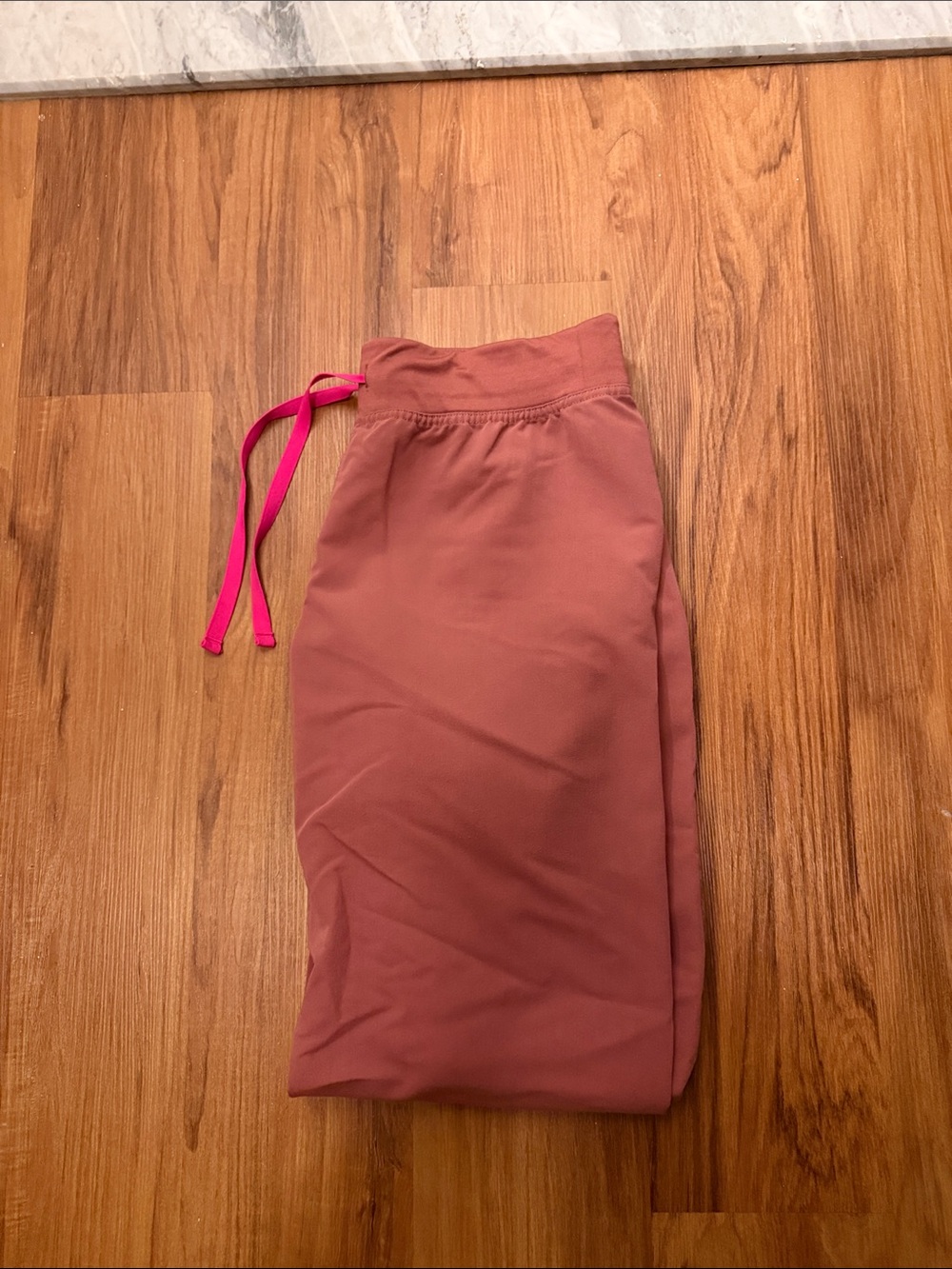 FIGS WOMENS MAUVE LIVINGSTON SCRUB PANTS